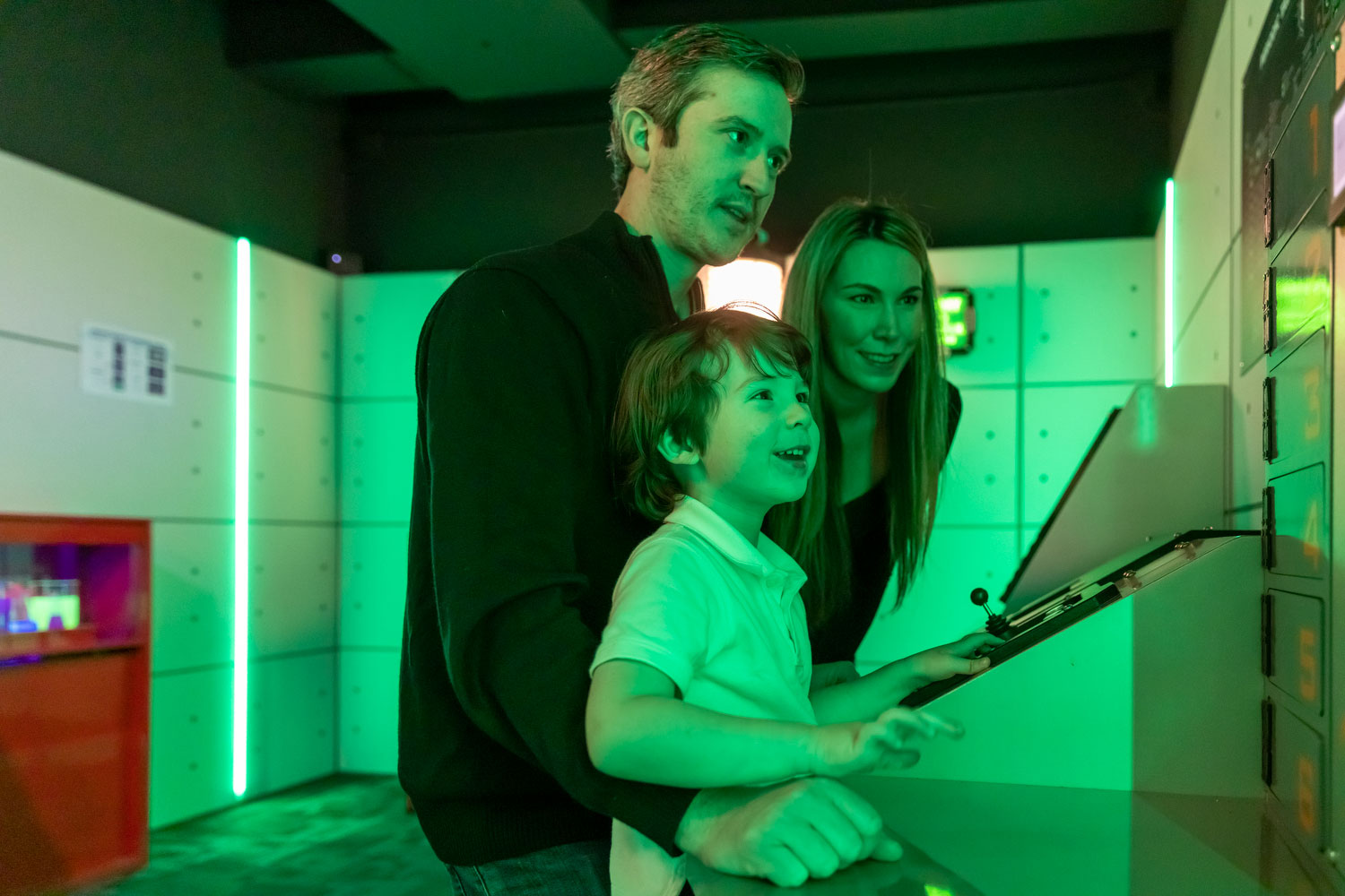 A family tries to escape an escape room at Arena Sports